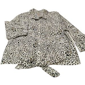 Chicos No Wrinkle Animal Print Top. Sz 3 (xl)
